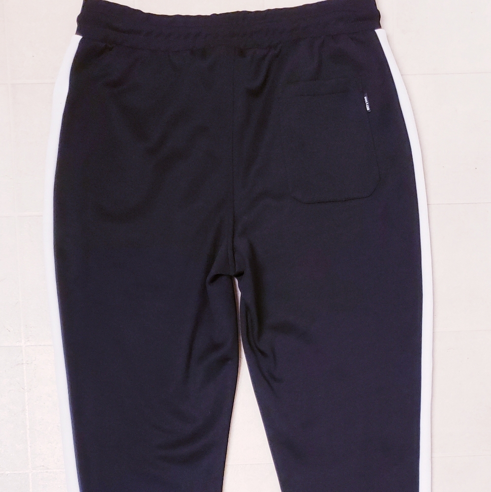 M like new ONLY & SONS track strip joggers from Nordstrom - Picture 4 of 13